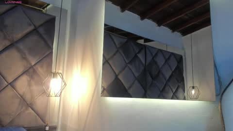 Snapshot of ebonyx40 chatting on April 15, 2026, 11:06 am ebonyx40 online show from April 15, 2026, 11:06 am