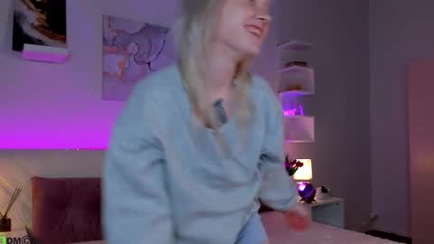 Snapshot of eclipse_auralis chatting on November 24, 2025, 2:55 am eclipse auralis online show from November 24, 2025, 2:55 am