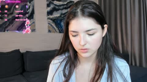 Snapshot of edabayse chatting on December 14, 2024, 3:15 pm Viola online show from December 14, 2024, 3:15 pm