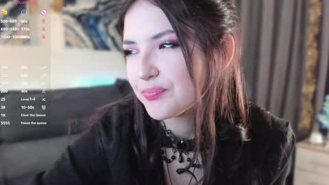 Snapshot of edabayse chatting on December 29, 2024, 5:01 pm Viola online show from December 29, 2024, 5:01 pm