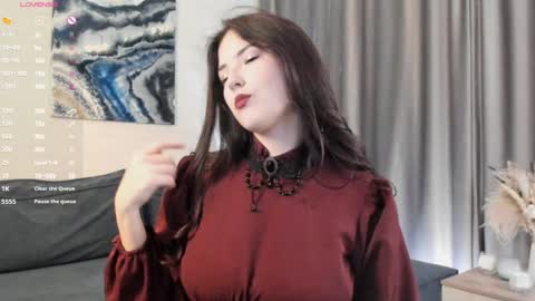 Snapshot of edabayse chatting on January 19, 2025, 1:12 pm Viola online show from January 19, 2025, 1:12 pm