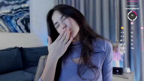 Snapshot of edabayse chatting on January 26, 2025, 1:04 pm Viola online show from January 26, 2025, 1:04 pm