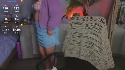      online show from September 28, 2025, 6:02 pm