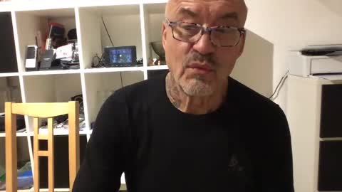 Snapshot of eddelmar chatting on January 12, 2025, 6:16 pm eddelmar online show from January 12, 2025, 6:16 pm