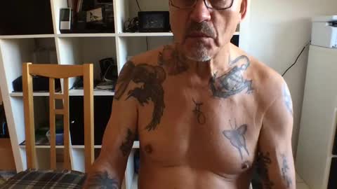 Snapshot of eddelmar chatting on January 20, 2025, 11:56 am eddelmar online show from January 20, 2025, 11:56 am