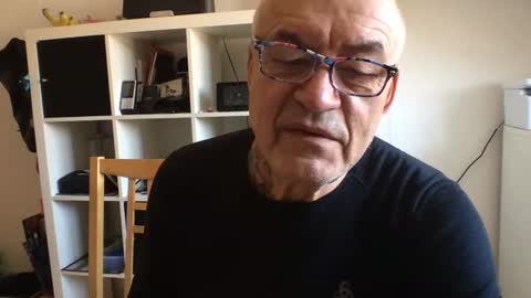 Snapshot of eddelmar chatting on February 4, 2025, 10:32 am eddelmar online show from February 4, 2025, 10:32 am