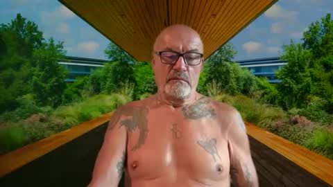 Snapshot of eddelmar chatting on September 9, 2025, 7:08 am eddelmar online show from September 9, 2025, 7:08 am