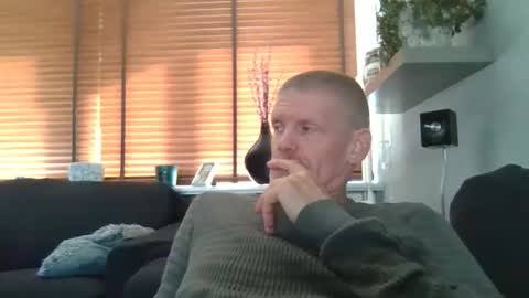 eddie4767 online show from November 9, 2025, 10:13 am