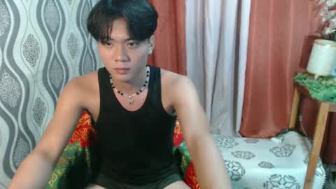 Snapshot of edelcum_xx chatting on February 12, 2025, 1:27 pm edelcum_xx online show from February 12, 2025, 1:27 pm