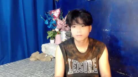 edelcum_xx online show from November 26, 2025, 11:50 pm
