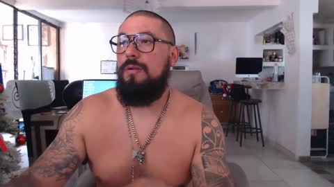 edgarram83 online show from December 11, 2024, 7:25 pm