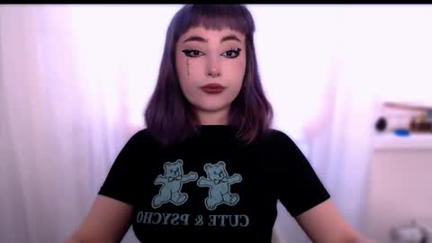 Snapshot of ediefris chatting on December 21, 2025, 5:47 am fickle demon made of clumps of matter online show from December 21, 2025, 5:47 am