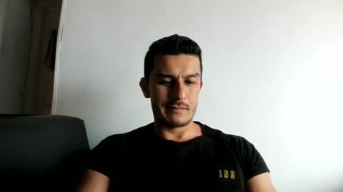 Snapshot of edisson0122256274 chatting on August 5, 2026, 3:59 pm edisson0122256274 online show from August 5, 2026, 3:59 pm