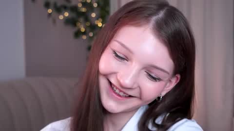 Lisa  online show from March 20, 2026, 11:53 pm