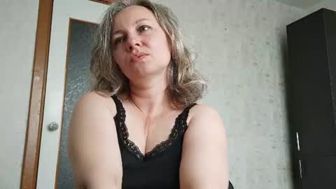 Snapshot of edithmanning chatting on July 20, 2026, 6:49 am edithmanning online show from July 20, 2026, 6:49 am