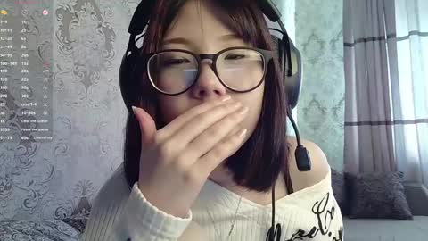 Kama online show from April 20, 2026, 3:09 am