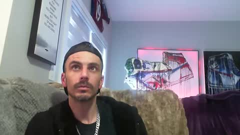 edmonton1985780 online show from March 4, 2025, 6:07 pm