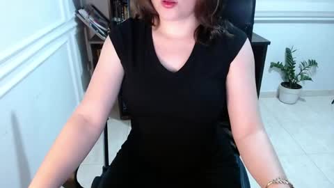 eduard_amun online show from June 4, 2026, 2:28 am