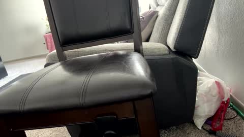 Snapshot of edward2736 chatting on December 22, 2024, 3:33 pm edward2736 online show from December 22, 2024, 3:33 pm