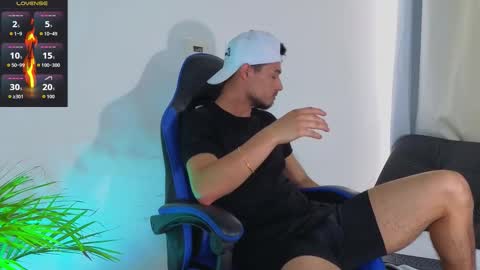 Edward Ross online show from February 25, 2026, 8:18 pm