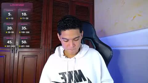 Snapshot of edy_play chatting on September 22, 2025, 4:58 am edy_play online show from September 22, 2025, 4:58 am