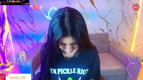 eemily_1 online show from September 13, 2025, 1:33 pm