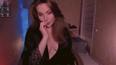 eesmaaarr online show from October 9, 2025, 11:36 pm