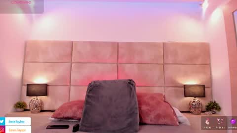 Snapshot of eevee_taylor chatting on May 26, 2026, 3:35 am Eevee online show from May 26, 2026, 3:35 am