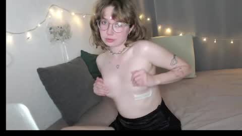 effa__laska online show from June 23, 2026, 8:18 pm
