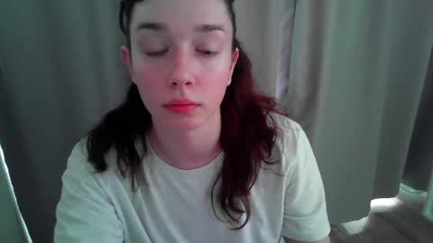 effie_balconii online show from April 2, 2026, 10:46 am