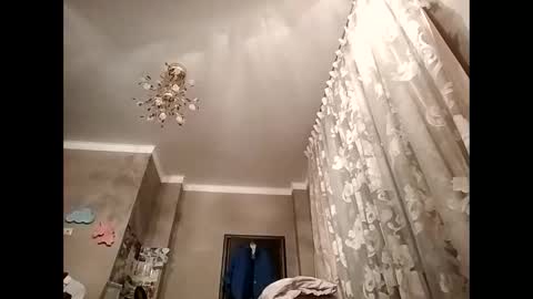 Snapshot of effy007 chatting on December 10, 2024, 1:22 pm Effy online show from December 10, 2024, 1:22 pm