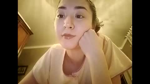 Snapshot of effy007 chatting on December 23, 2024, 12:19 pm Effy online show from December 23, 2024, 12:19 pm