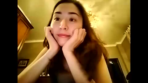 Snapshot of effy007 chatting on January 8, 2025, 4:54 pm Effy online show from January 8, 2025, 4:54 pm