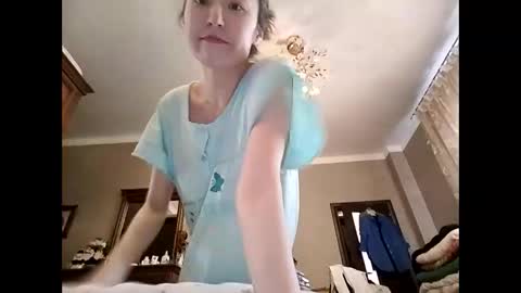 Snapshot of effy007 chatting on January 27, 2025, 11:43 am Effy online show from January 27, 2025, 11:43 am