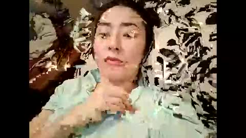 Snapshot of effy007 chatting on February 22, 2025, 3:14 pm Effy online show from February 22, 2025, 3:14 pm