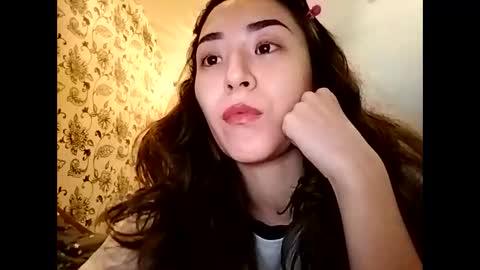 Snapshot of effy007 chatting on September 12, 2025, 4:29 pm Effy online show from September 12, 2025, 4:29 pm