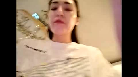 Snapshot of effy007 chatting on September 28, 2025, 1:27 pm Effy online show from September 28, 2025, 1:27 pm