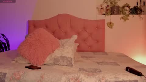 Snapshot of effy_cb chatting on March 8, 2025, 8:44 am effy online show from March 8, 2025, 8:44 am