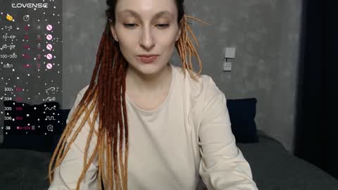 Snapshot of effy_gray chatting on December 2, 2024, 5:15 am Anna online show from December 2, 2024, 5:15 am