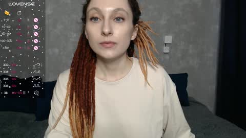 Snapshot of effy_gray chatting on December 2, 2024, 8:52 am Anna online show from December 2, 2024, 8:52 am