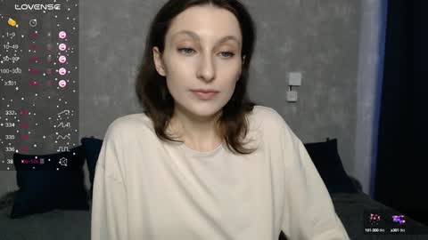 Snapshot of effy_gray chatting on December 23, 2024, 7:17 am Anna online show from December 23, 2024, 7:17 am