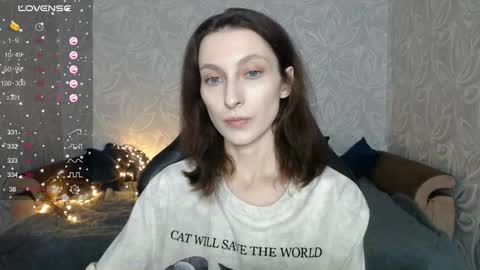 Anna online show from October 31, 2025, 4:30 pm