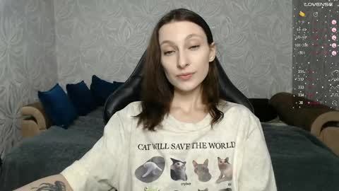 Snapshot of effy_gray chatting on May 12, 2026, 8:06 pm Anna online show from May 12, 2026, 8:06 pm
