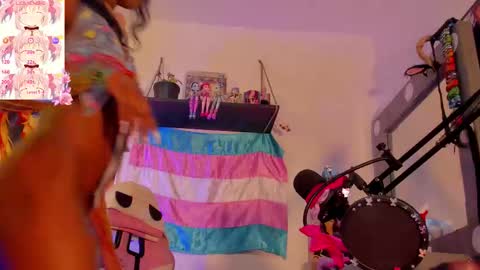 Snapshot of effy_marinn chatting on October 6, 2025, 9:07 am effy_marinn online show from October 6, 2025, 9:07 am