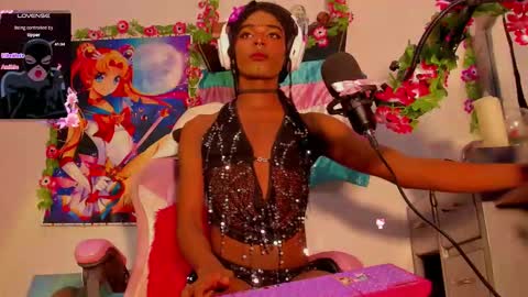 effy_marinn online show from October 8, 2025, 12:58 pm