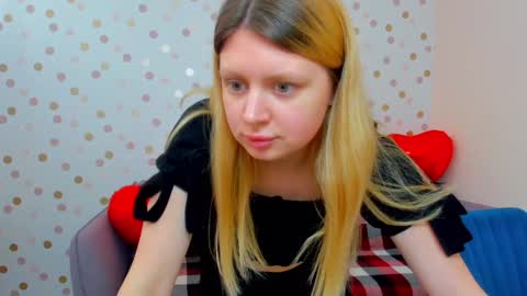 Effy online show from January 27, 2025, 9:44 am