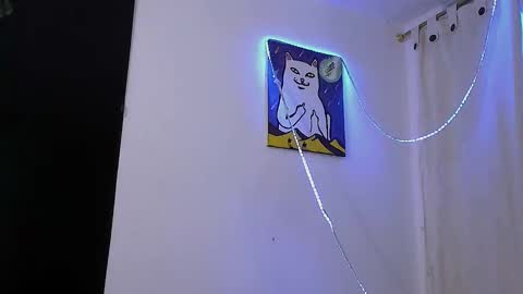 EIder online show from February 4, 2026, 1:44 am