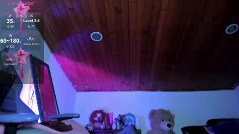 Snapshot of eileen_pinkman chatting on June 21, 2026, 5:32 am eileen_pinkman online show from June 21, 2026, 5:32 am
