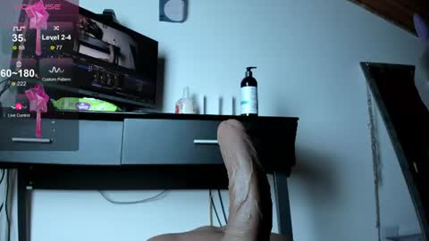 Snapshot of eileen_pinkman chatting on July 11, 2026, 4:59 am eileen_pinkman online show from July 11, 2026, 4:59 am