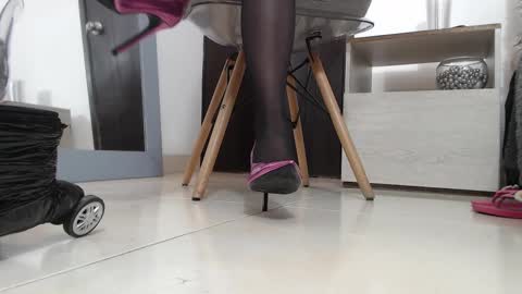 Snapshot of eileenqueen23 chatting on February 9, 2025, 2:50 pm Eileen online show from February 9, 2025, 2:50 pm